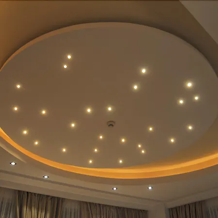 Hotel Garni Centar 4*