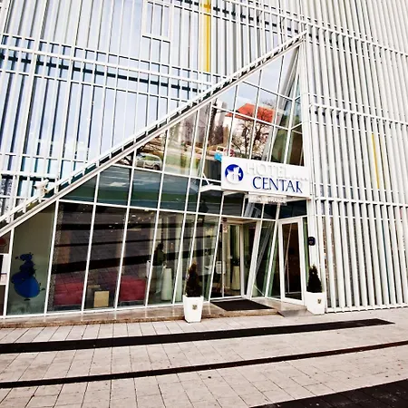 Garni Centar 4* Novi Sad